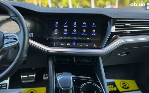 Volkswagen Touareg 2021 - фото 19