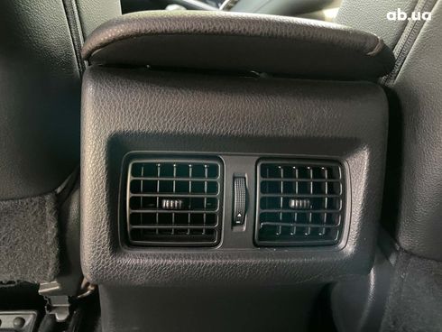 Toyota Camry 2017 черный - фото 28