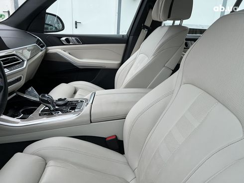 BMW X5 2021 - фото 29