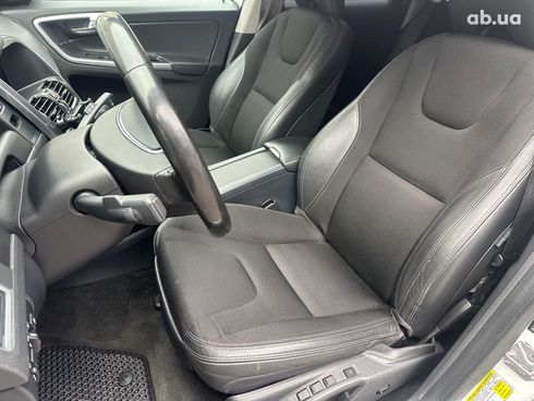Volvo XC60 2015 белый - фото 27