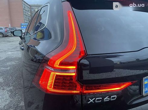 Volvo XC60 2018 - фото 7