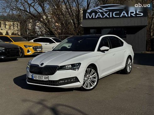 Skoda Superb 2019 - фото 2