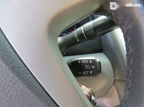 Toyota Camry 2011 - фото 27