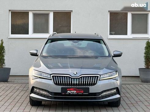 Skoda Superb 2020 - фото 9