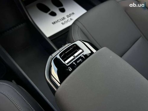 Volvo EX30 2024 - фото 17