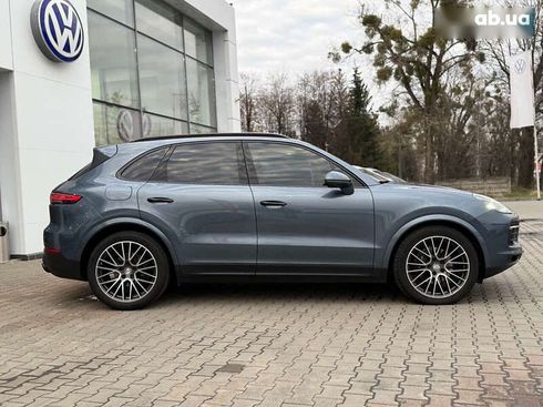 Porsche Cayenne 2019 - фото 14