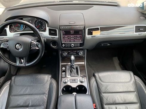 Volkswagen Touareg 2018 - фото 13