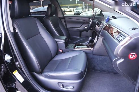 Toyota Camry 2016 - фото 11