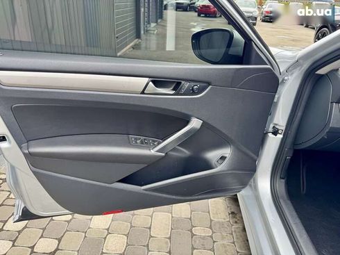 Volkswagen Passat 2020 - фото 16