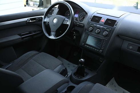 Volkswagen Touran 2004 - фото 25