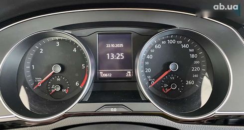 Volkswagen Passat 2020 - фото 12