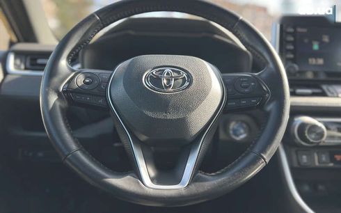 Toyota RAV4 2019 - фото 22