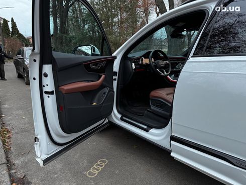 Audi Q7 2023 белый - фото 126