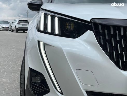 Peugeot 2008 2020 белый - фото 3