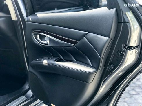 Infiniti Q70 2016 серый - фото 32
