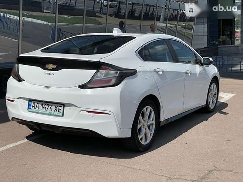 Chevrolet Volt 2015 - фото 3