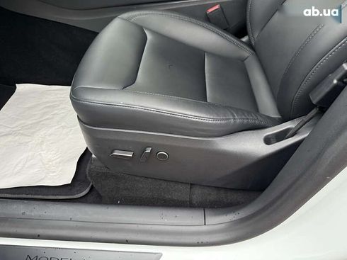 Tesla Model Y 2022 - фото 18