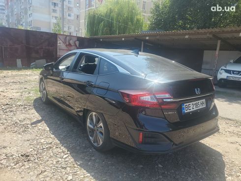 Honda Clarity Plug-In Hybrid 2019 черный - фото 5