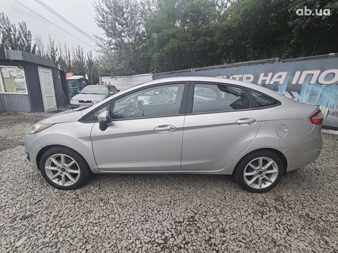 Ford Fiesta 2019 серебристый - фото 5