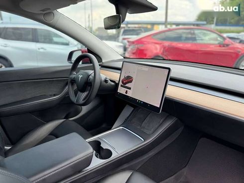 Tesla Model Y 2021 - фото 13