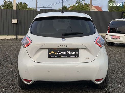 Renault Zoe 2019 - фото 16