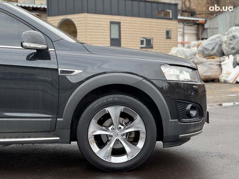 Chevrolet Captiva 2015 черный - фото 15