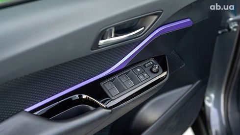 Toyota C-HR 2020 - фото 13