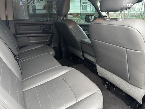 Dodge Ram 2016 серый - фото 40