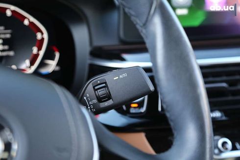 BMW 5 серия 2021 - фото 26