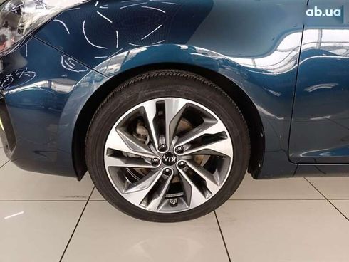 Kia Carens 2016 - фото 11