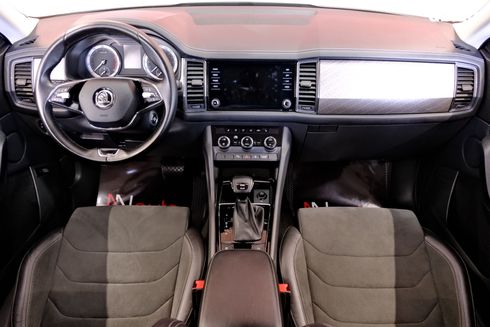 Skoda Kodiaq 2022 белый - фото 7