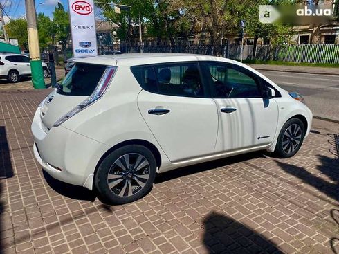 Nissan Leaf 2016 - фото 6