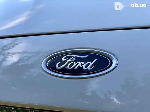 Ford Fusion 2017 - фото 25