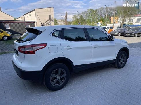 Nissan Qashqai 2015 - фото 12