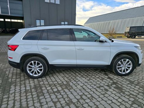 Skoda Kodiaq 2020 белый - фото 5