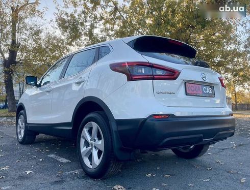 Nissan Qashqai 2021 - фото 17
