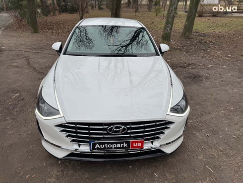 Hyundai Sonata 2020 белый - фото 4