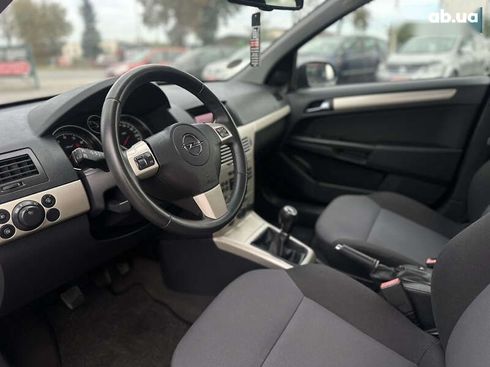 Opel Astra 2008 - фото 26