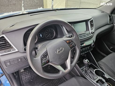 Hyundai Tucson 2017 голубой - фото 11