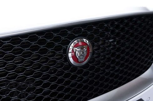 Jaguar F-Pace 2020 - фото 7