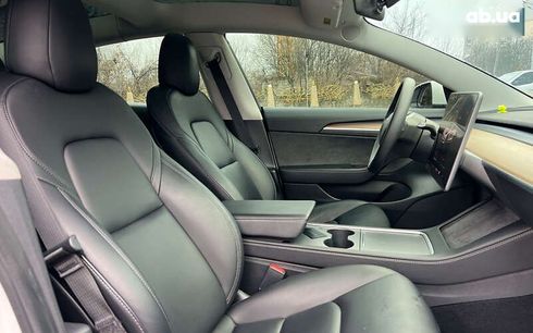 Tesla Model 3 2022 - фото 19