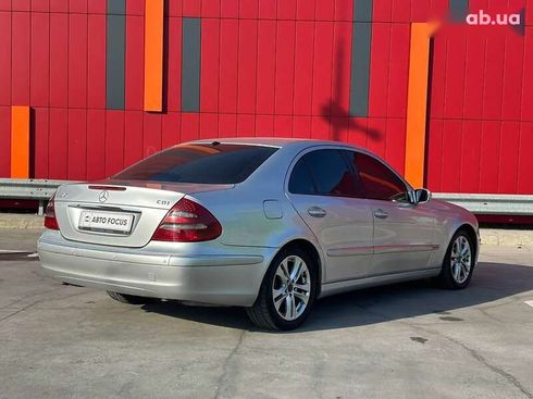 Mercedes-Benz E-Класс 2004 - фото 8