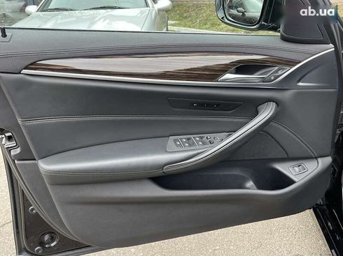 BMW 5 серия 2019 - фото 14