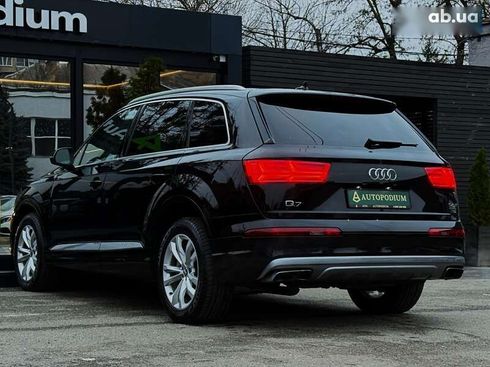 Audi Q7 2018 - фото 21