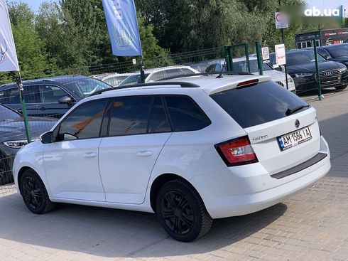 Skoda Fabia 2017 - фото 19