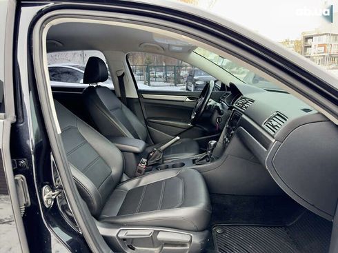 Volkswagen Passat 2017 - фото 3