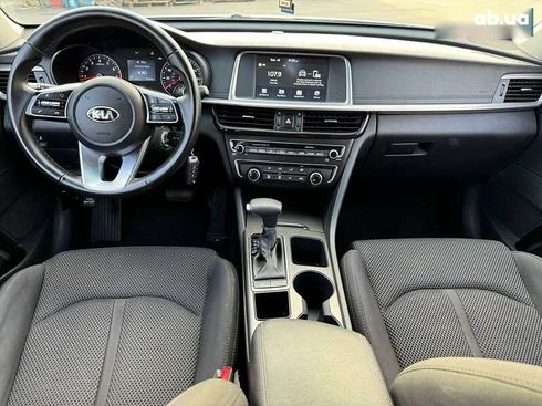 Kia Optima 2019 - фото 17