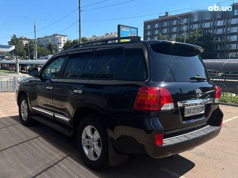 Toyota Land Cruiser 2012 - фото 7