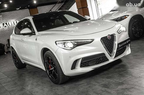 Alfa Romeo Stelvio 2018 - фото 3