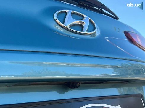 Hyundai Kona Electric 2021 - фото 17
